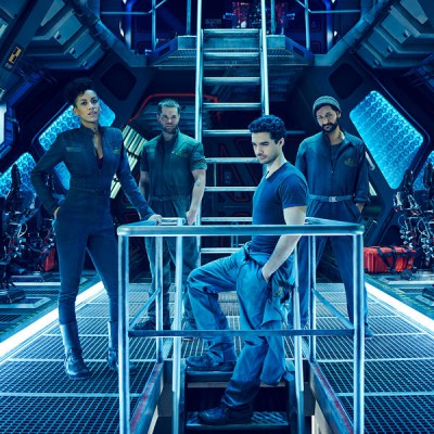 The Expanse main cast - Click to visit and follow The Expanse Syfy on Twitter!