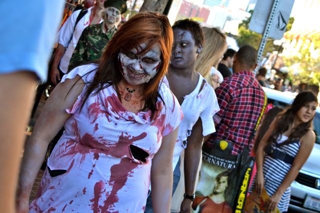 SDCC 2011 experience- zombie