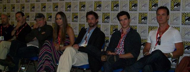 Comic-Con 2011 - Falling Skies Cast in Press Room