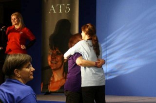 AT5 Hugs at Gabit S4K auction end