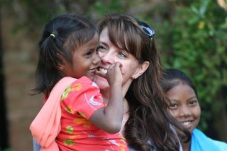 Amanda Tapping in Nepal with Mankumari