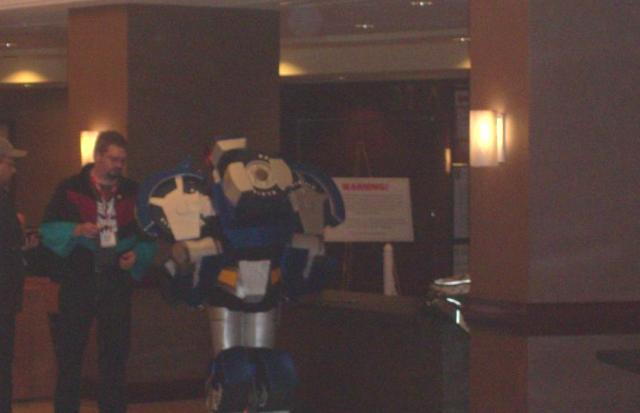BotCon 2012 - Fans gather in Transformers costumes! 