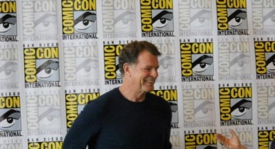 Comic-Con 2012 - Enter the maestro John Noble - Dark Matters Interview