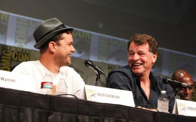 SDCC 2012 - Josh Jackson and John Noble share a laugh