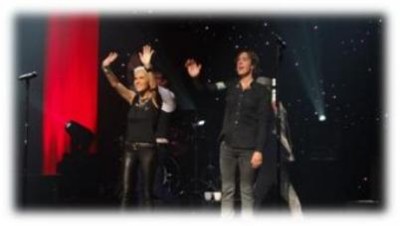 Roxette NYC 2012 - Roxette waves to fans at the Beacon Theatre NYC