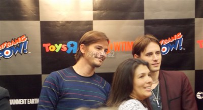 Josh Hartnett & Reeve Carney-Entertainment Earth Booth-SDCC 2014