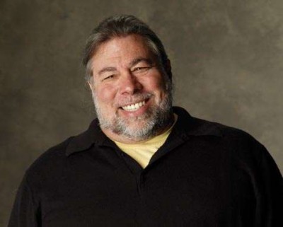 https://twitter.com/stevewoz