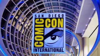 San Diego Comic Con Logo - Click to visit and follow Comic-Con on Twitter!