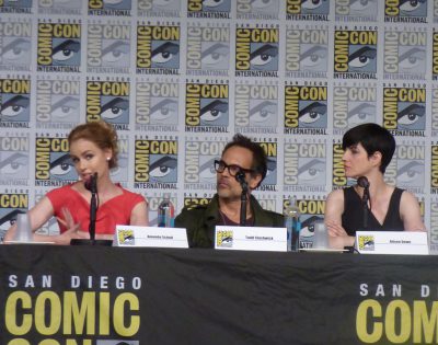 SDCC 2017 12 Monkeys Panel Amanda Todd and Alisen