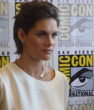 SDCC 2017 Missy Peregrym Van Helsing Press