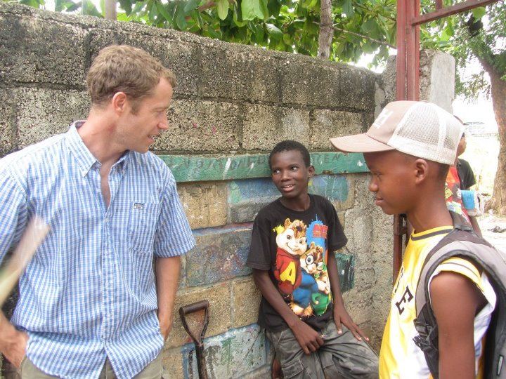 Hatian Reconstruction - Colin Ferguson hangs out with the local school kids!
