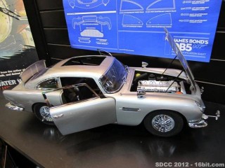 SDCC-2012-James Bond Astin Martin DB-5 